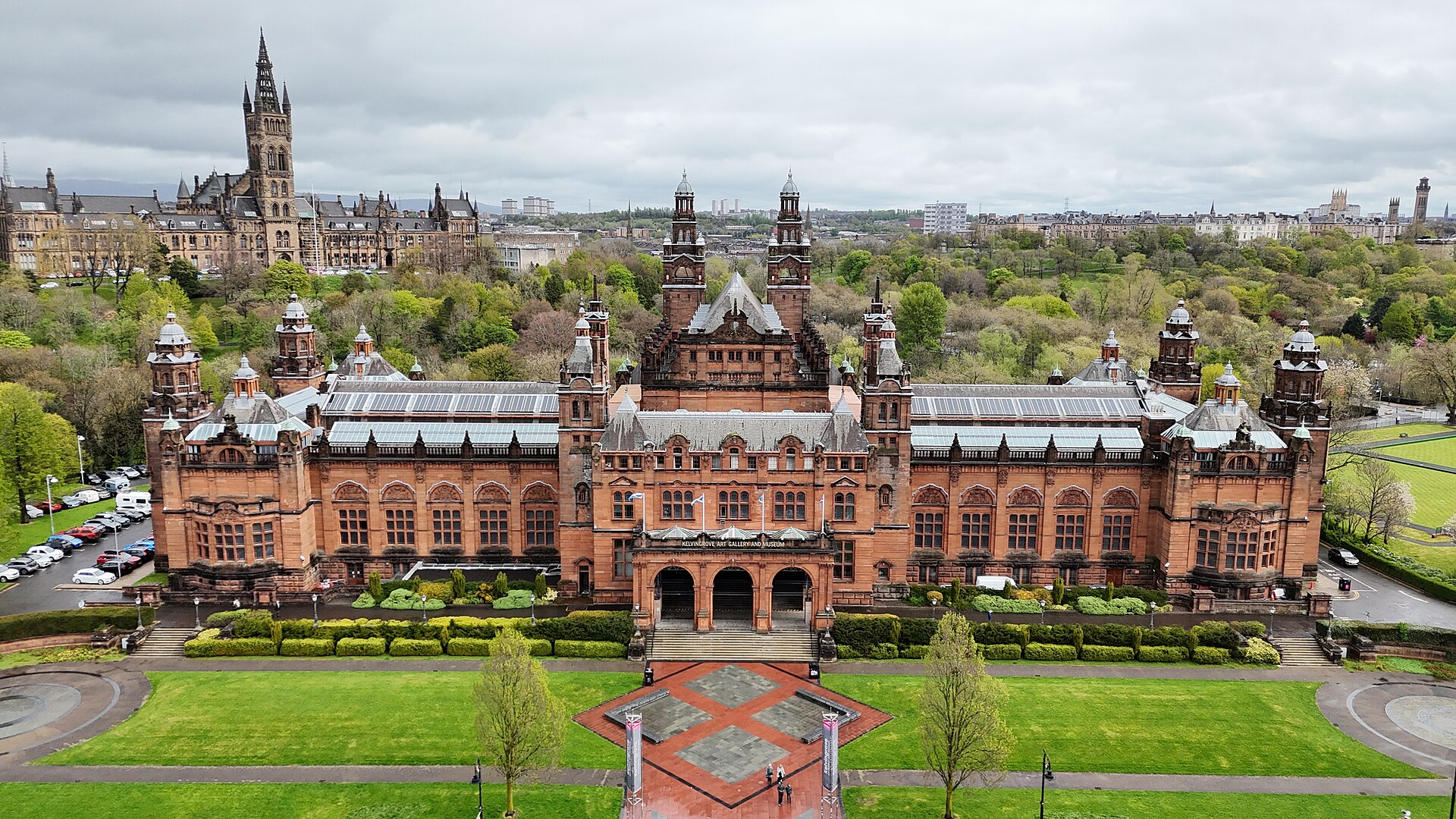 Kelvingrove Art Gallery and Museum main view