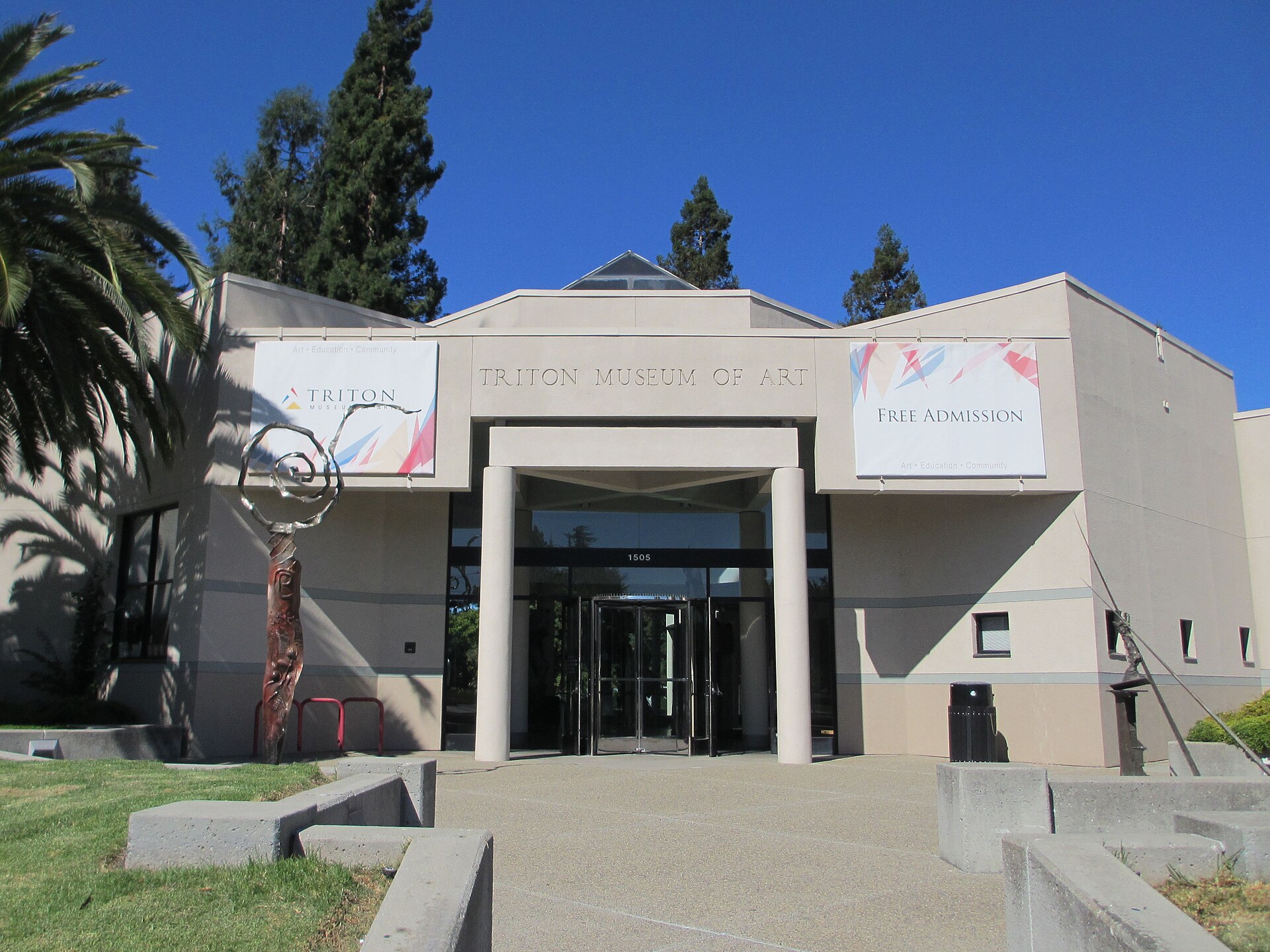 Triton Museum of Art main view