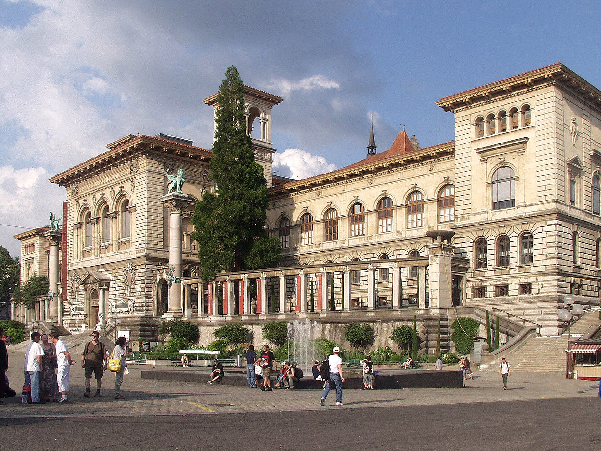 Palais de Rumine main view
